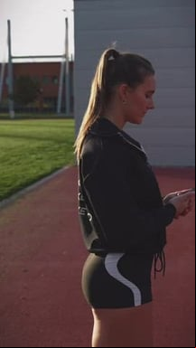 Liza Buckwitz - German Bobsledder