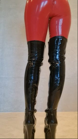 Red latex